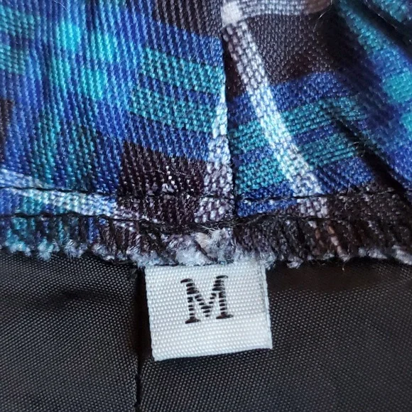 Black and Blue Plaid Pleated Mini Skirt Size L Fully lined. - Picture 3 of 3